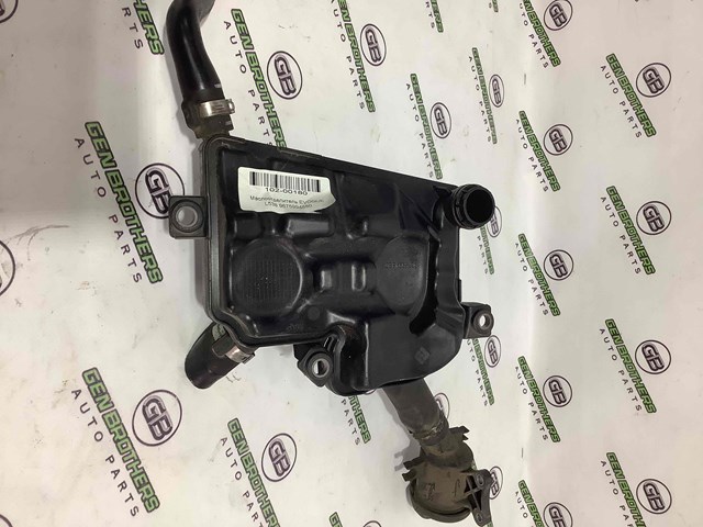 Масловіддільник LR003188 LAND ROVER