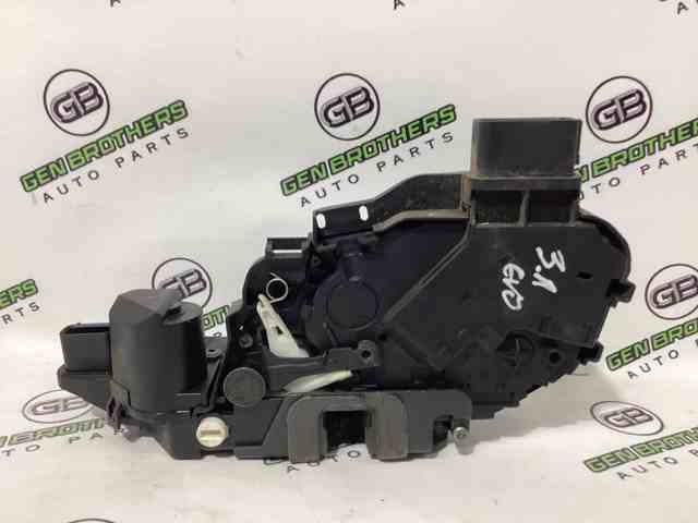 Замок задніх дверей, лівих LR011303 LAND ROVER