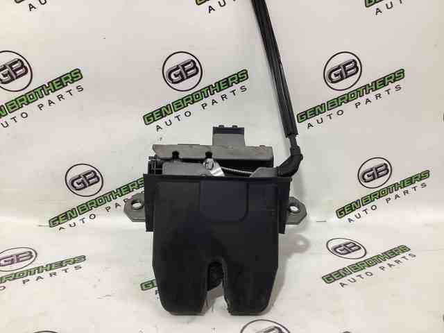 Замок і ручка дверей задка LR025420 LAND ROVER