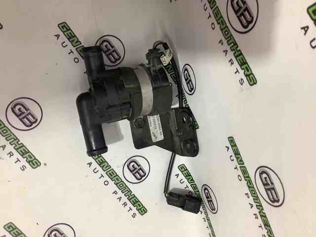 Водяний насос охолодження електричний додатковий LR064320 LAND ROVER