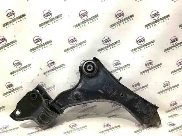 Поперечний важіль LR086108 LAND ROVER