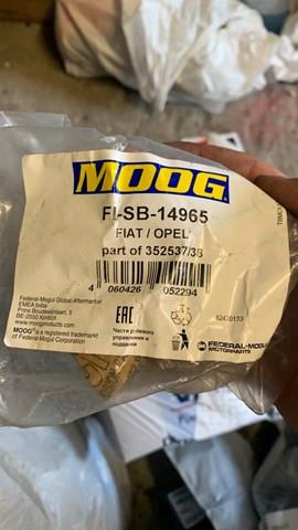 Сайлентблок переднього важеля FISB14965 MOOG
