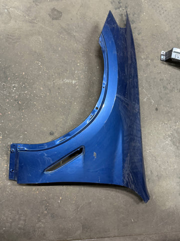 Ліве переднє крило 41007930973 BMW