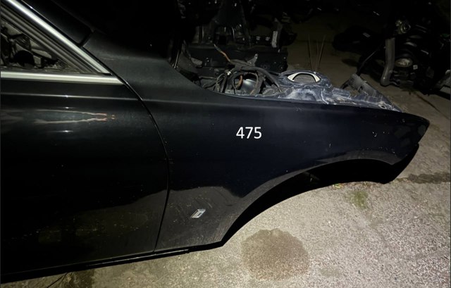 Переднє праве крило 41009621598 BMW