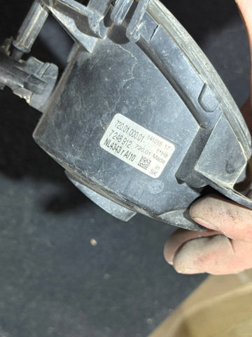 Права протитуманні фари 63177248912 BMW