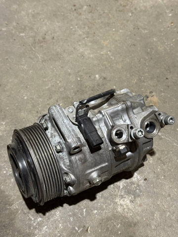 Компресор холодоагенту 64525A112E1 BMW
