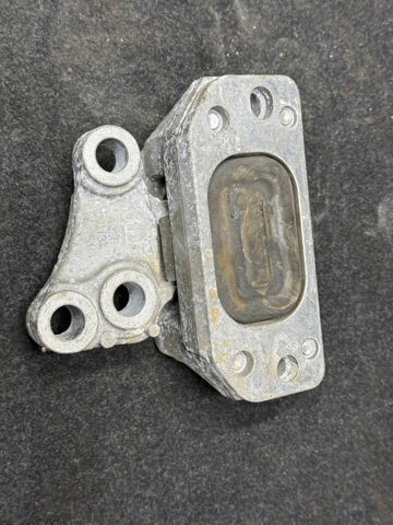 Опора кпп 68363756AA CHRYSLER
