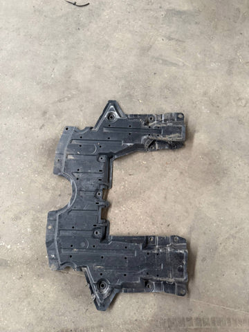 Захист двигуна задній 758956RR0A NISSAN