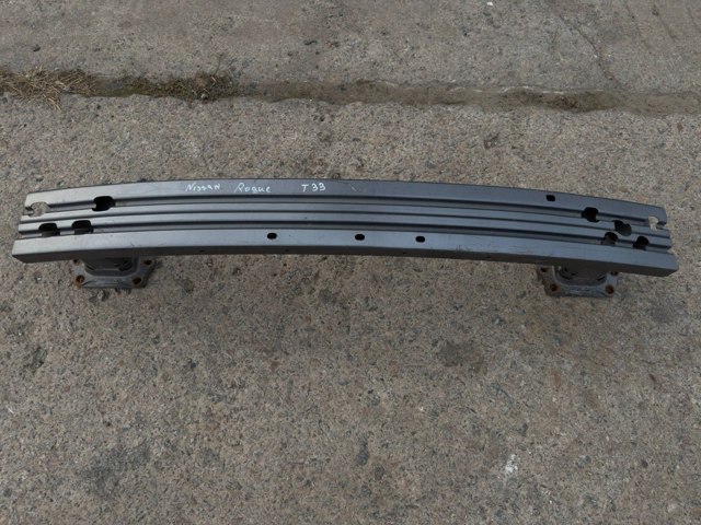 Балка бампера заднього 850306RR0A NISSAN