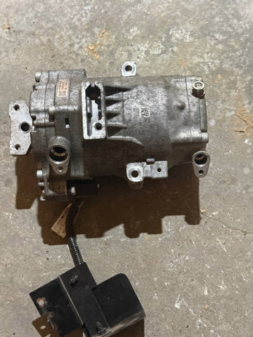 Компресор кліматичної установки 926005SA0A NISSAN