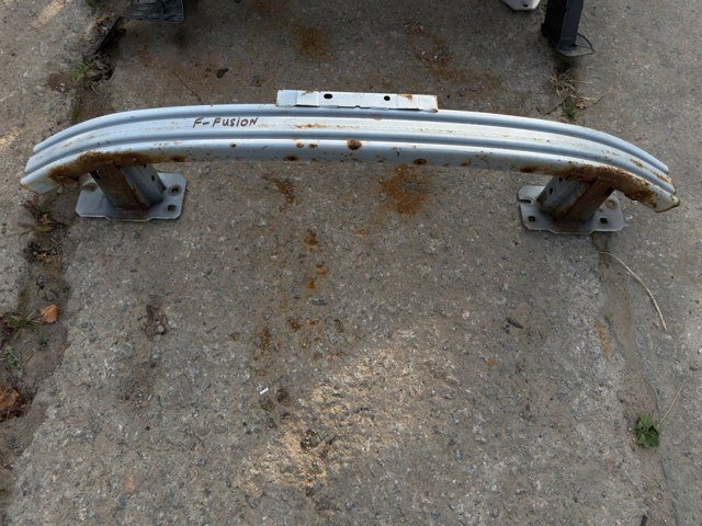 Швелер бампера DG9Z17906A FORD