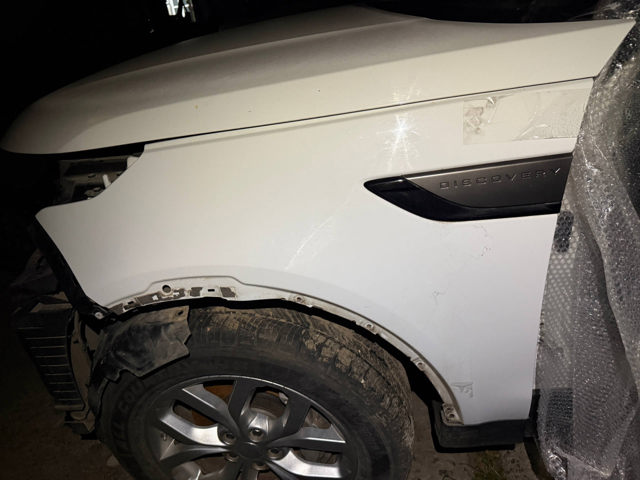 Ліве переднє крило LR080200 LAND ROVER