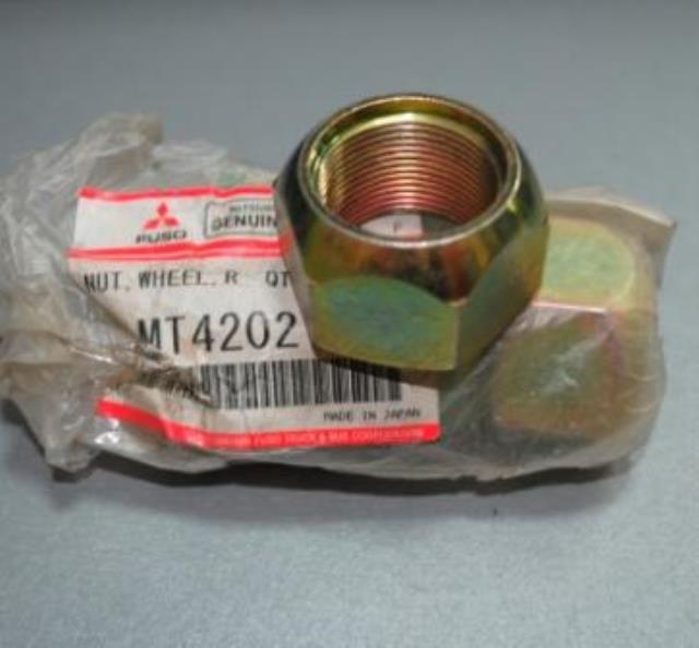 MT420212 Mitsubishi 