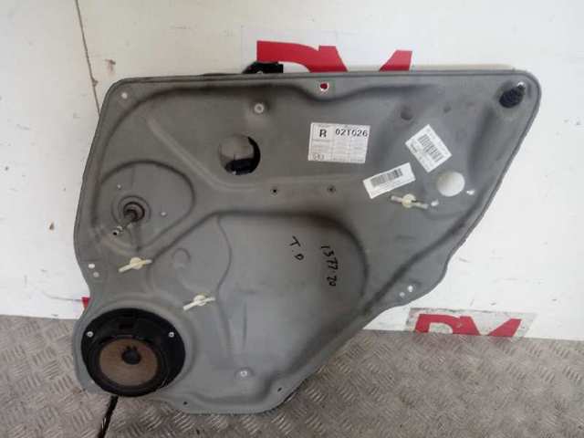  Mercedes A1697300679 ціна, від 16.47 USD