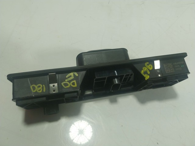 2608526 Ford 