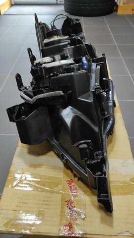 Основна фара - вставка Toyota 8113060D60 ціна, від 141.08 USD