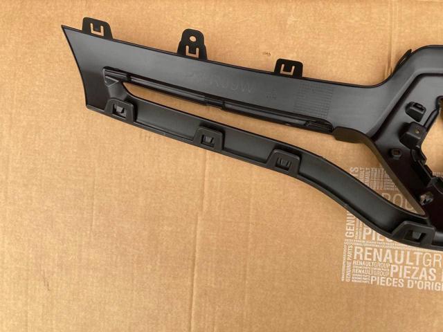 60M105 Polcar Решітка радіатора