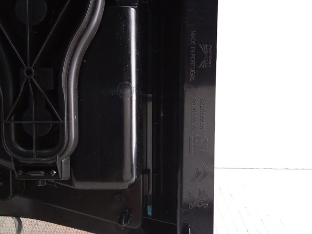 Купити 9820555280 Peugeot/Citroen Задня права фара