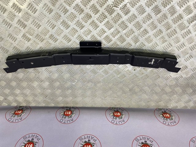 Рамка радіатора верхня Nissan/Infiniti 622985NA0A ціна, від 135.28 USD