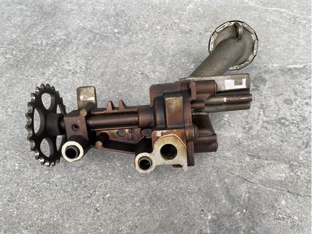 Купити 7700600251 Renault (RVI) Насос маслозакачуючий
