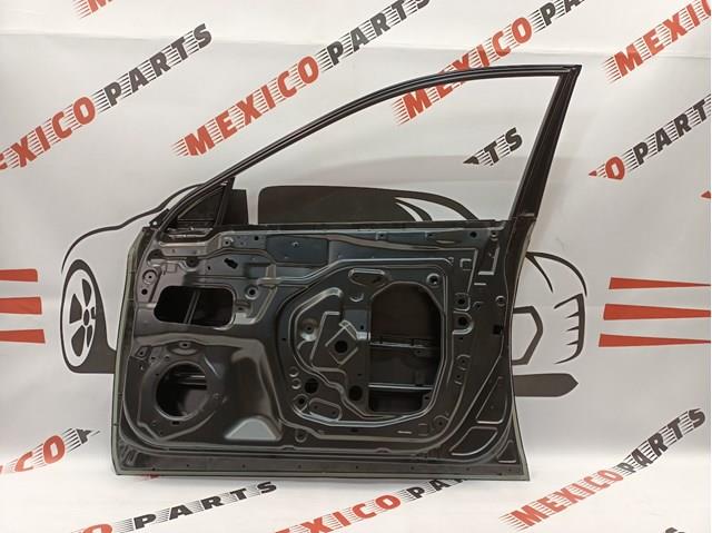 Купити 801006CA0A Nissan/Infiniti Двері праві передні