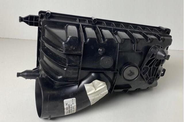 Корпус повітряного фільтра, лівий LR095546 Land Rover