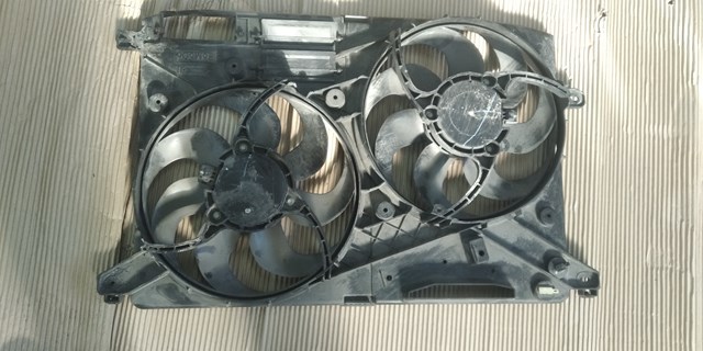Купити 2014488 Ford Дифузор радіатора охолодження, в зборі з двигуном і крильчаткою