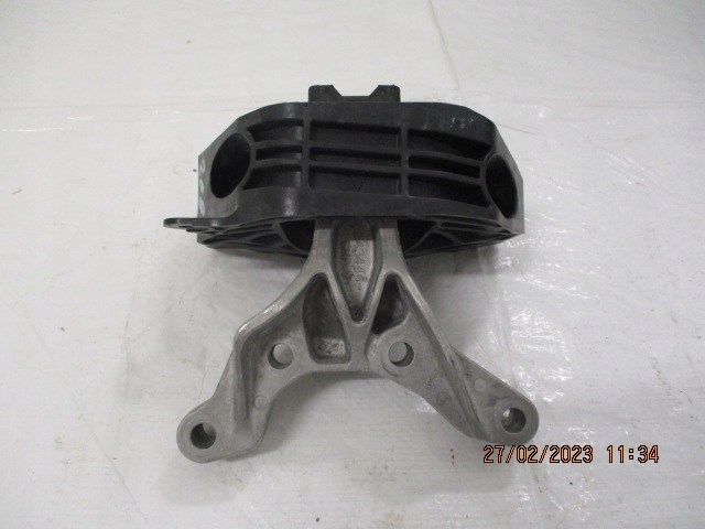 Купити 9824324880 Peugeot/Citroen Подушка (опора) двигуна, права