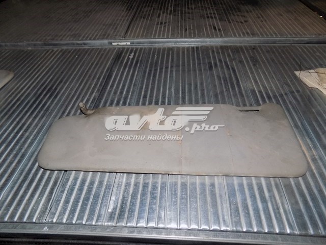 Козирок Renault (RVI) 964016685R