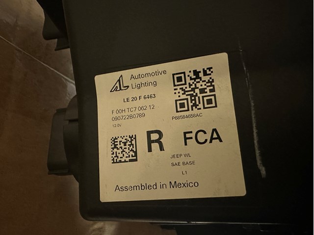68584658AC Chrysler 