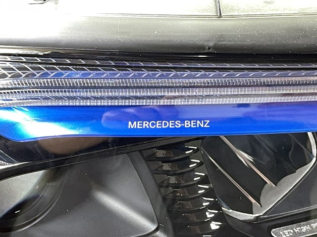 Фара права A2439060800 Mercedes