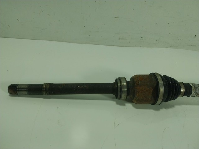9677916180 Peugeot/Citroen Привід передній правий