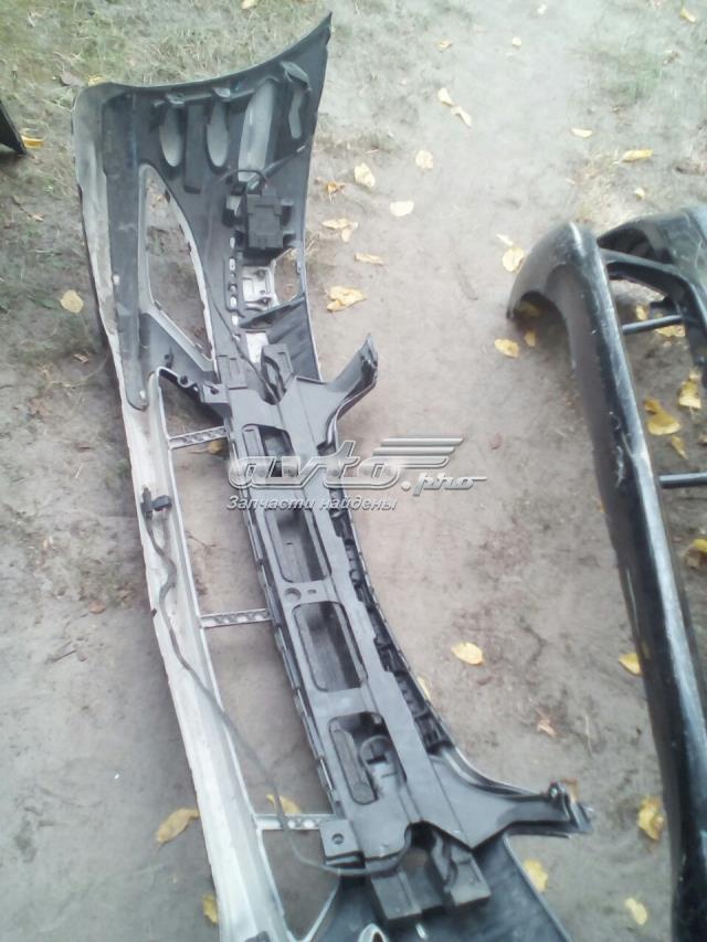 Передній бампер A22188014409999 Mercedes