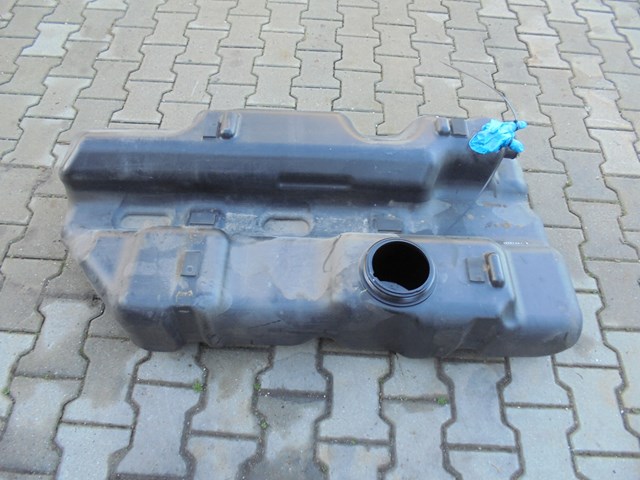 504135947 Iveco Бак паливний