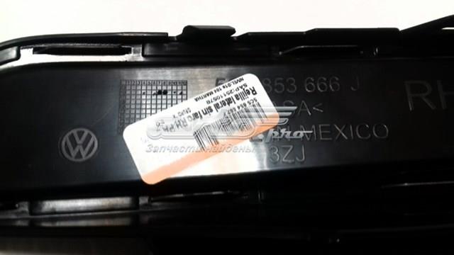 5C5854662 VAG Решітка переднього бампера, права