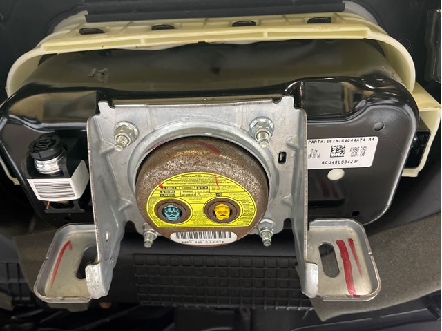 DS7Z5404320AB Ford 