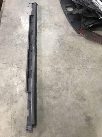 Купити KB7W51PR1 Mazda 