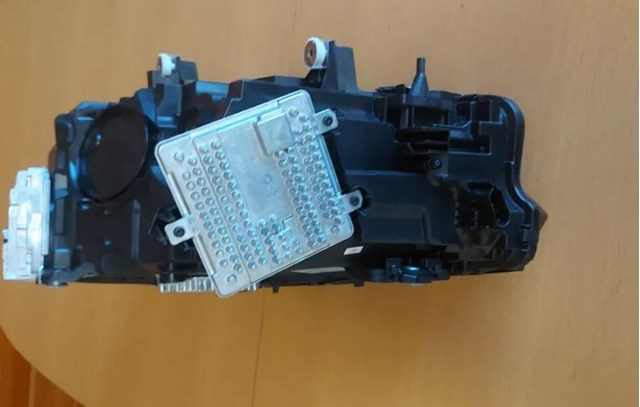 Фара правая BMW 5A2920406 ціна, від 1443.89 USD