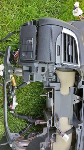 Панель приладів торпеди GMG56035002 Mazda