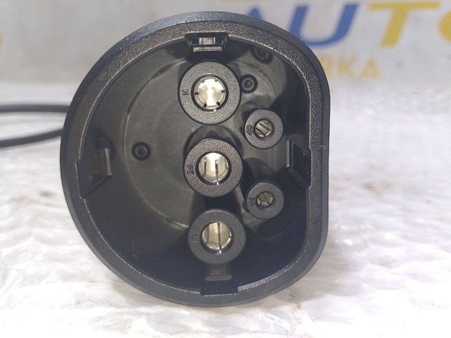 Кабель для заряджання електромобіля Renault (RVI) 296901863R ціна, від 257.20 USD