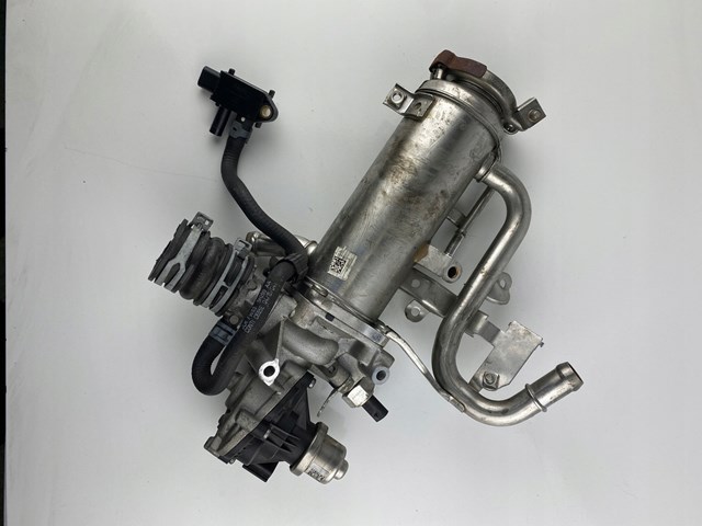 Радіатор системи EGR рециркуляції вихлопних газів LR069681 Land Rover