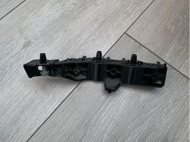 Направляюча переднього бампера, ліва Nissan/Infiniti 622235NA0A ціна, від 10.13 USD