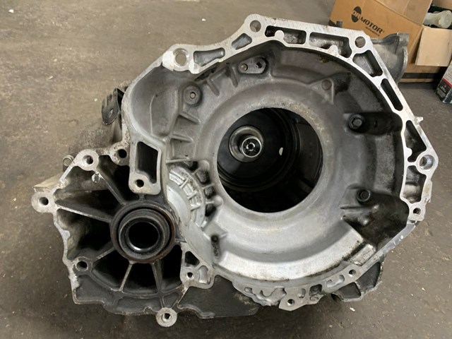 Коробка передач автомат General Motors 6T30 ціна, від 1270.95 USD