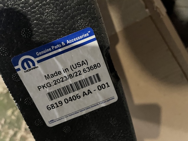 68138782AA Chrysler 
