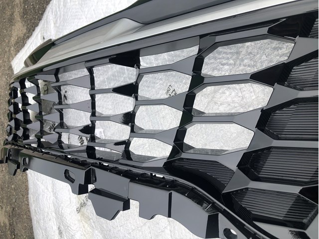 86350R2040CAD Hyundai/Kia Решітка радіатора