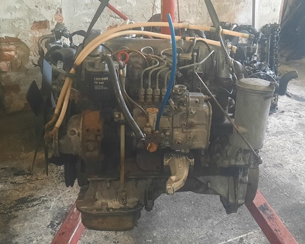 Мотор в зборі на Mercedes 100  631
