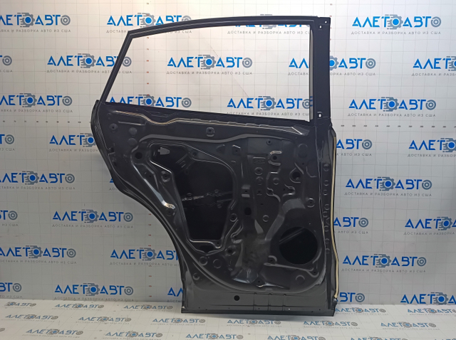 Двері задні Toyota 6700448260 ціна, від 490.30 USD
