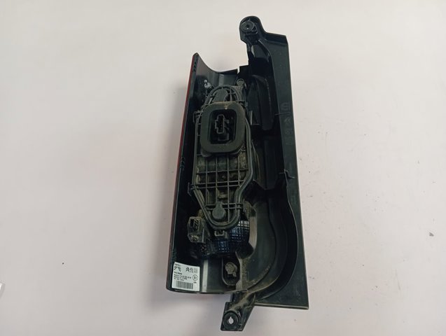 Купити 9820554880 Opel Задня права фара