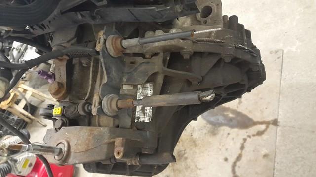 Купити 8200546200 Renault (RVI) Ручна коробка передач