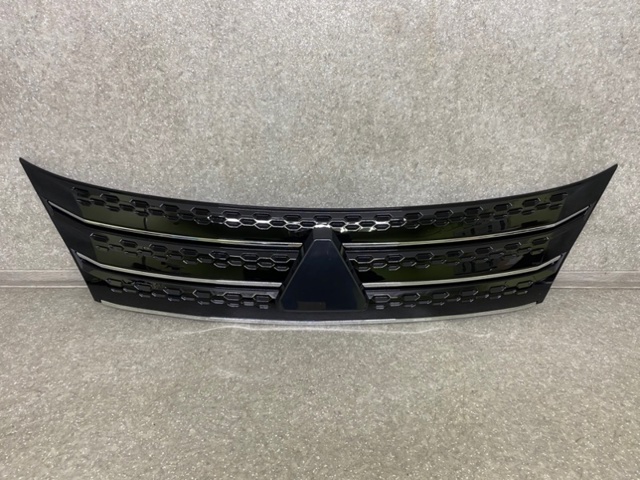 62310W120P Mitsubishi Решітка радіатора